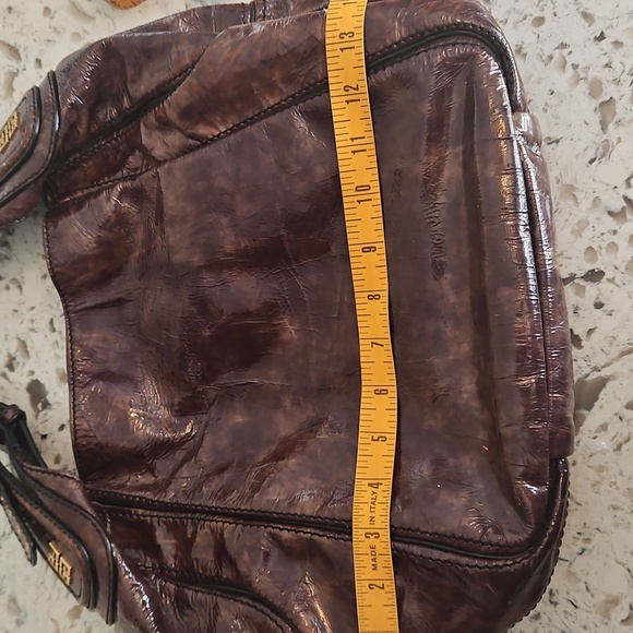 Givency Voyou Ebony Brown Leather Handbag - Picture 11 of 16